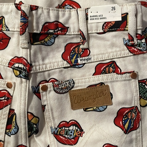 WRANGLER READ MY LIPS Novelty Jeans BARREL 652 Ultra High Rise NWT - Picture 13 of 16